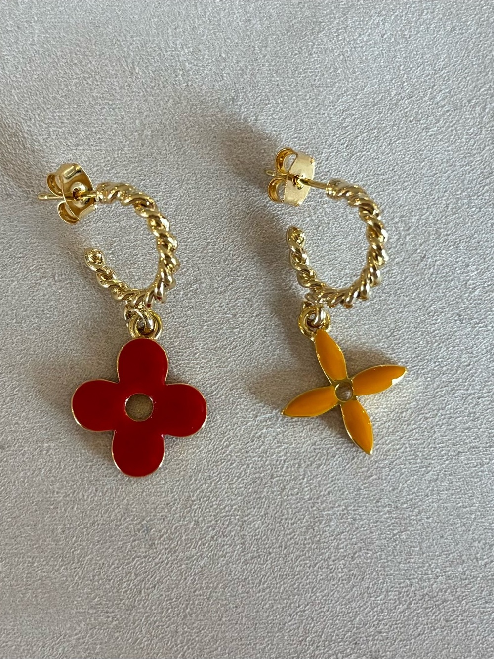 Twisted Hoop Flower Drop Earrings - Red & Yellow